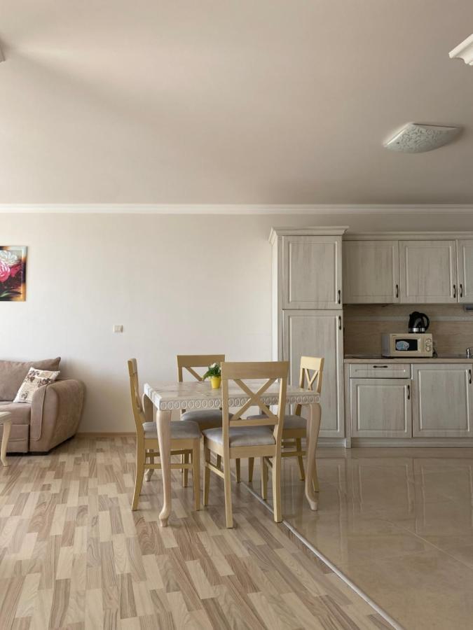 Private Super Apartments By Sea In Apart Hotel ! Pomorie Kültér fotó