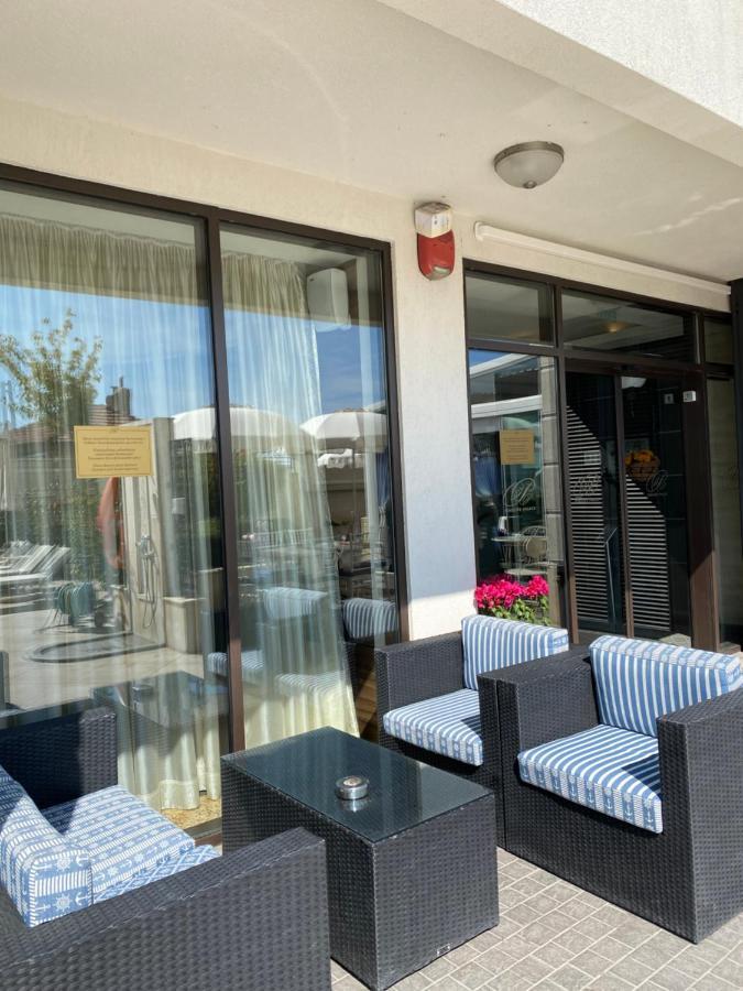 Private Super Apartments By Sea In Apart Hotel ! Pomorie Kültér fotó